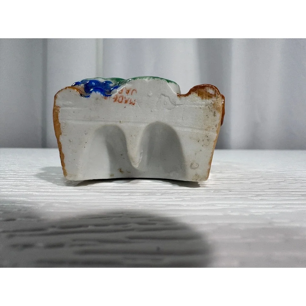 Vintage Ceramic Cuckoo Clock Wall Pocket Bud Vase Made in Japan Figurine S0041